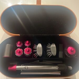 Dyson Air Wrap w/ Travel Case